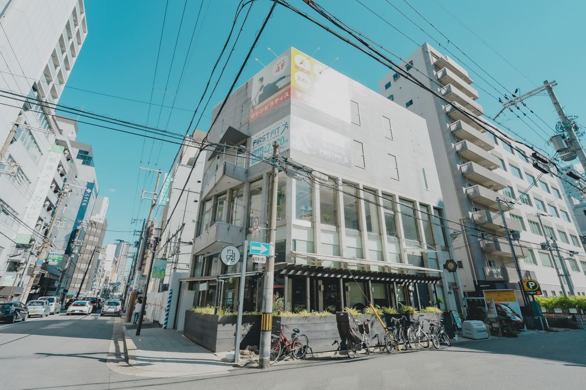 オフィスの入っているビルの外観